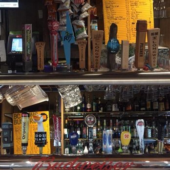 Windward Pub - We have 27 taps of Vancouver Island craft beer and ciders - Pubs Near Me - Nanaimo, British Columbia Windward Pub - We have 27 taps of Vancouver Island craft beer and ciders - Pubs Near Me - Nanaimo, British Columbia