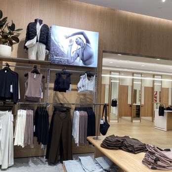 Lululemon - Women's Clothing Near Me - Las Vegas, Nevada Lululemon - Women's Clothing Near Me - Las Vegas, Nevada