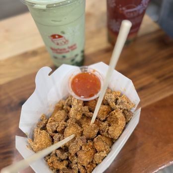 Tastea - Large Karate Chicken aka Popcorn Chicken $ 12.15, Peach Me Sweetea $ 7.70 & Avocado Avalanche $ 9.70 both in 32 oz 12.21.24 - Coffee & Tea Near Me - Rowland Heights, California
