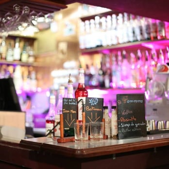 Les Pirates - Vue du bar, notre petit chez nous bien à vous :). Credit : Cédric Bourgeois https://www.flickr.com/photos/cedric-bourgeois/ - Cocktail Bars Near Me - Paris, 75