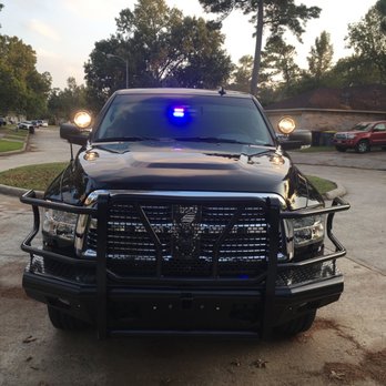 Cases Mobile Sun Block - Red and blue lights front and back, Great job - Auto Customization Near Me - Humble, Texas