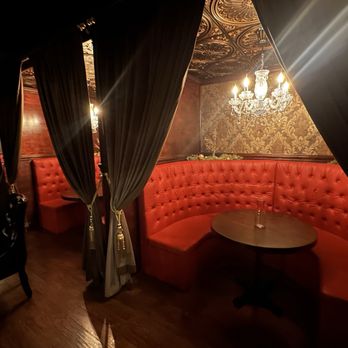 Busted Oak Bourbon Society - Speakeasies Near Me - Albertville, Alabama Busted Oak Bourbon Society - Speakeasies Near Me - Albertville, Alabama