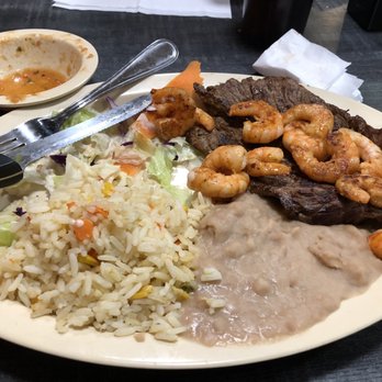 Las Islas Marias Mariscos - Carne asada y Camaron - Mexican Near Me - Hesperia, California Las Islas Marias Mariscos - Carne asada y Camaron - Mexican Near Me - Hesperia, California