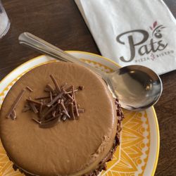 Pat's Pizza & Bistro - Kinder Bueno Cake