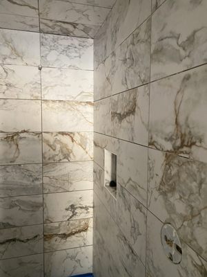 Kitchen and Bathroom Tiling - I specialize in creating stunning tile installations for both bathrooms and kitchens, ensuring exceptional quality and craftsmanship in every project. Kitchen and Bathroom Tiling - I specialize in creating stunning tile installations for both bathrooms and kitchens, ensuring exceptional quality and craftsmanship in every project.