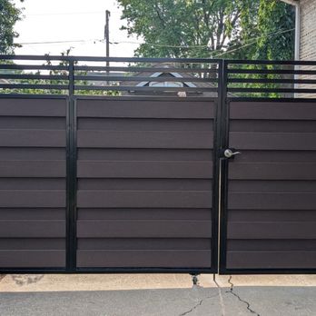 Jimenez Fence - new driveway gate (outside) - Metal Fabricators Near Me - Chicago, Illinois