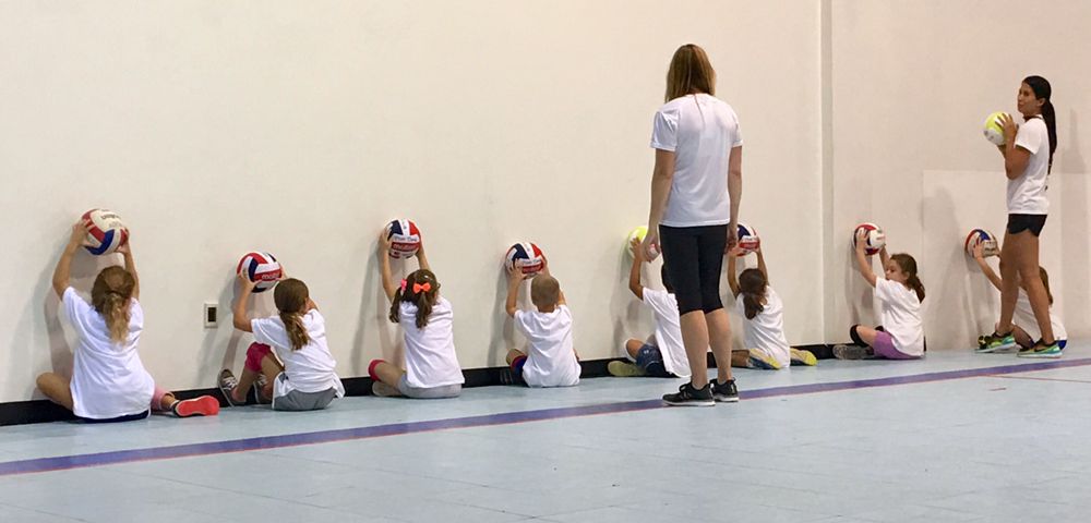 Keiki Klub Volleyball Logo