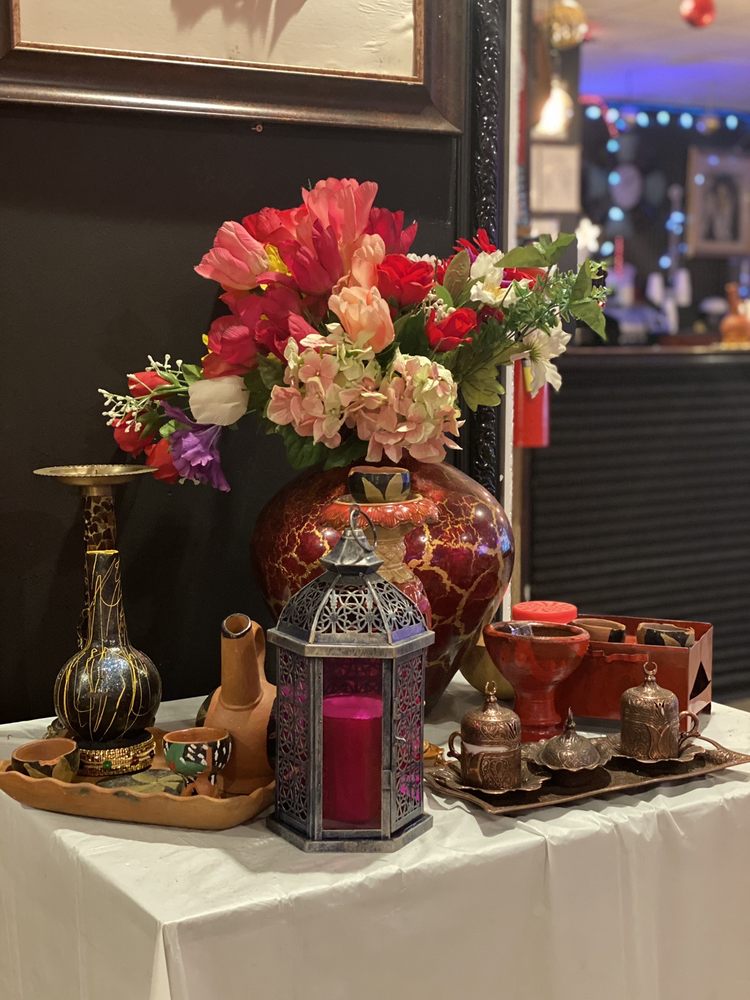 KANDAKA COFEE HOOKAH LOUNGE Updated June 2024 4337 E Galbraith Rd