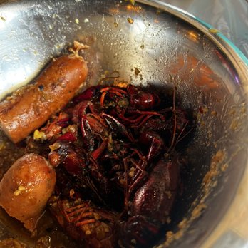 La Crawfish - Craw fish - Cajun/Creole Near Me - Austin, Texas