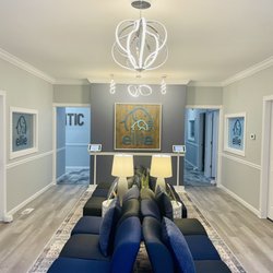 Ellie Mental Health - Lobby Entrance to Suite 201
