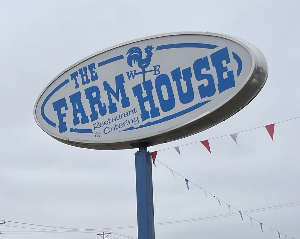 THE FARM HOUSE Updated August 2024 2715 Anton Rd, Madisonville