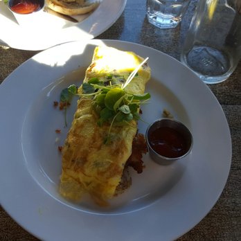 Cody's La Jolla - Breakfast & Brunch Near Me - La Jolla, California Cody's La Jolla - Breakfast & Brunch Near Me - La Jolla, California