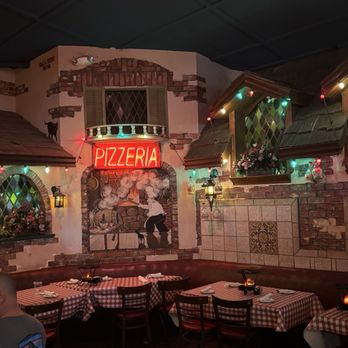 Miceli's - Dining room - Italian Near Me - Los Angeles, California Miceli's - Dining room - Italian Near Me - Los Angeles, California