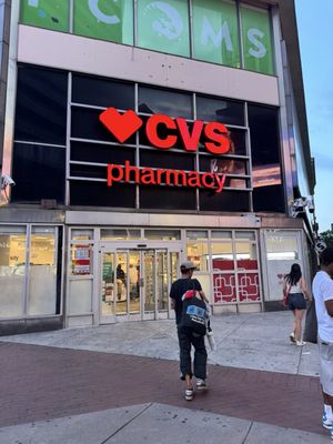 CVS PHARMACY - Updated December 2025 - 20 Photos & 29 Reviews - 1046 ...