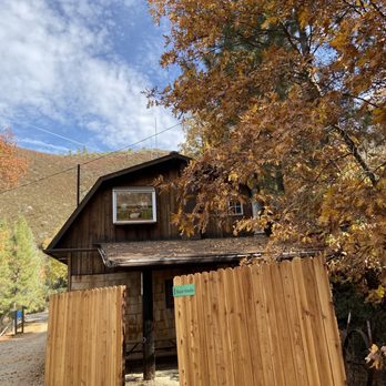 Starlite House & Barn House Studio - The barn house in its glorious - Hotels Near Me - Midpines, California Starlite House & Barn House Studio - The barn house in its glorious - Hotels Near Me - Midpines, California