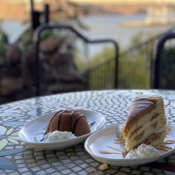 The Dead Fish - Chocolate mouse and salted caramel crunch cake - Seafood Near Me - Crockett, California