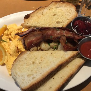 Stella's - Cafe style - Breakfast & Brunch Near Me - Winnipeg, Manitoba