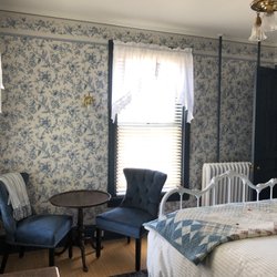 Ellery House Bed & Breakfast - Lilla's Room