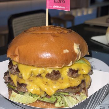 Shoma Bazaar - Delicious burger - Breakfast & Brunch Near Me - Doral, Florida