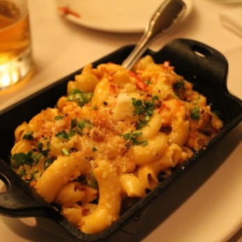 Sbicca Del Mar - Maine lobster mac & cheese with fontina, english peas & bread crumbs. Big for an appetizer with big chunks of lobster - Wine Bars Near Me - Del Mar, California Sbicca Del Mar - Maine lobster mac & cheese with fontina, english peas & bread crumbs. Big for an appetizer with big chunks of lobster - Wine Bars Near Me - Del Mar, California