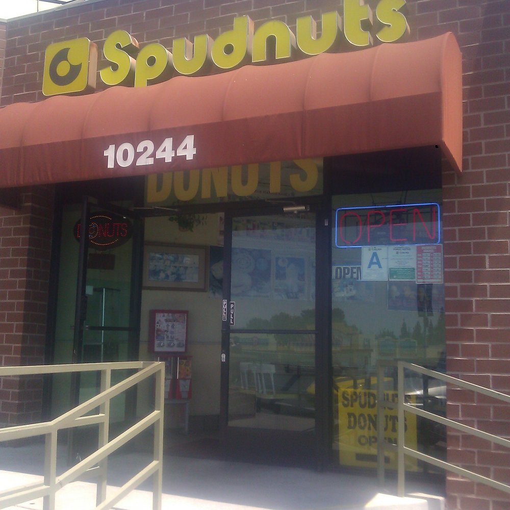 Spudnuts Donuts - Shop entrance - Donuts Near Me - Northridge, California Spudnuts Donuts - Shop entrance - Donuts Near Me - Northridge, California
