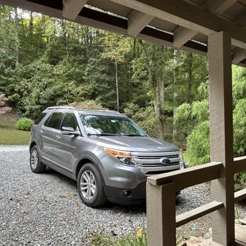 Settlers Mountain - The Front Porch - Vacation Rentals Near Me - Bryson City, North Carolina