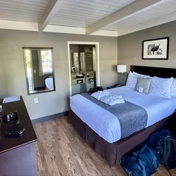Earthbox Inn & Spa - Inside view of standard Queen room. Fine, but nothing fancy