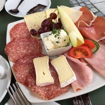 Gustaff - Großes Frühstück - Cafes Near Me - Ulm, BW