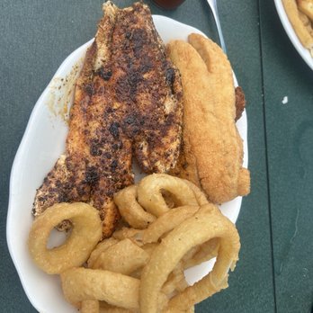 Sandollar Restaurant & Marina - Choose 2 - American Near Me - Jacksonville, Florida