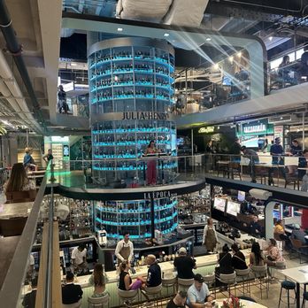 Julia & Henry's - Atrium - Food Court Near Me - Miami, Florida Julia & Henry's - Atrium - Food Court Near Me - Miami, Florida