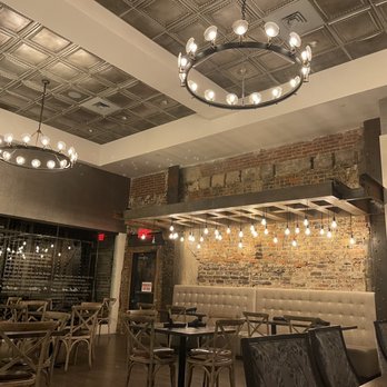 The Yard - Interior - Southern Near Me - Birmingham, Alabama