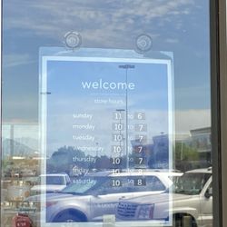 Bath & Body Works - Hours of the store