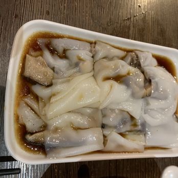 Gum Kuo Restaurant - Beef and Mushroom Cheong Fun - Cantonese Near Me - Oakland, California Gum Kuo Restaurant - Beef and Mushroom Cheong Fun - Cantonese Near Me - Oakland, California