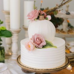 Harvest Celebration design featuring a 'butter' pumpkin and silk flowers.