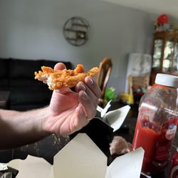 Slaw Burger Palatine - Hot chicken Tender