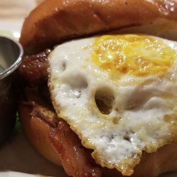 Park Burger - Who doesn't love egg on burgers - Hot Dogs Near Me - Oakland, California