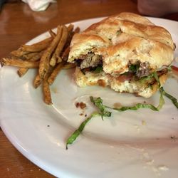 Old Stones Smokehouse & Country Pizza - Bacon burger with fresh cut fries