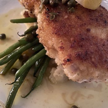Alices - Grouper Piccata with capers over mashed potato's and green beans. Excellenté!!! - Seafood Near Me - Panama City, Florida Alices - Grouper Piccata with capers over mashed potato's and green beans. Excellenté!!! - Seafood Near Me - Panama City, Florida