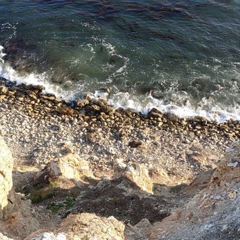Ocean Trails - long way down (500' roughly)...That's where the Trump Trails hike ends, down at the beach. - Hiking Near Me - Rancho Palos Verdes, California