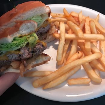 Russell's - American Near Me - Pasadena, California