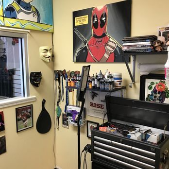 Golden Anchor Tattoo - Work station - Tattoo Near Me - Atlanta, Georgia