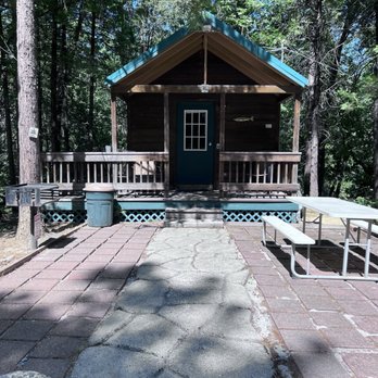 Lazy Z Resort - Cottage #16 1 King - Resorts Near Me - Twain Harte, California