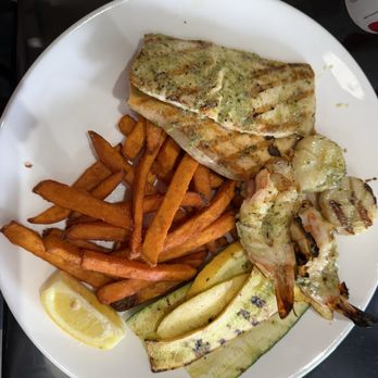 BlueSalt Fish Grill - Seafood Near Me - Torrance, California