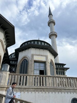 Yeni Mosque by null