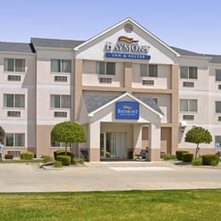 Baymont by Wyndham Mattoon - Baymont Inn & Suites