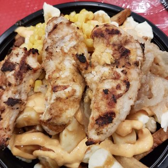 Poulet Rouge - Poutine - Chicken Shop Near Me - Montreal, Quebec