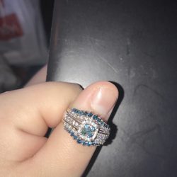 Zales Jewelers - never doing my business thru Zales again. I get my ring back with a green diamond in it. And the guy wants to argue with me!