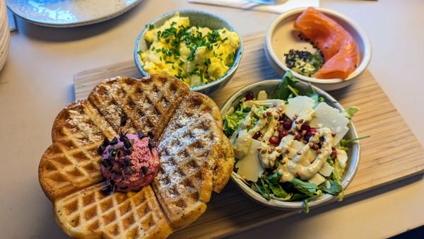 Wulff & Konstali - Islands Brygge by null