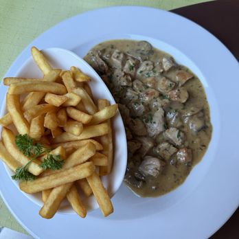 Restaurant Stadel - Hotels & Travel Near Me - Zermatt, VS