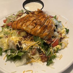 Ground Round Grill & Bar - Buffalo-style chicken club salad